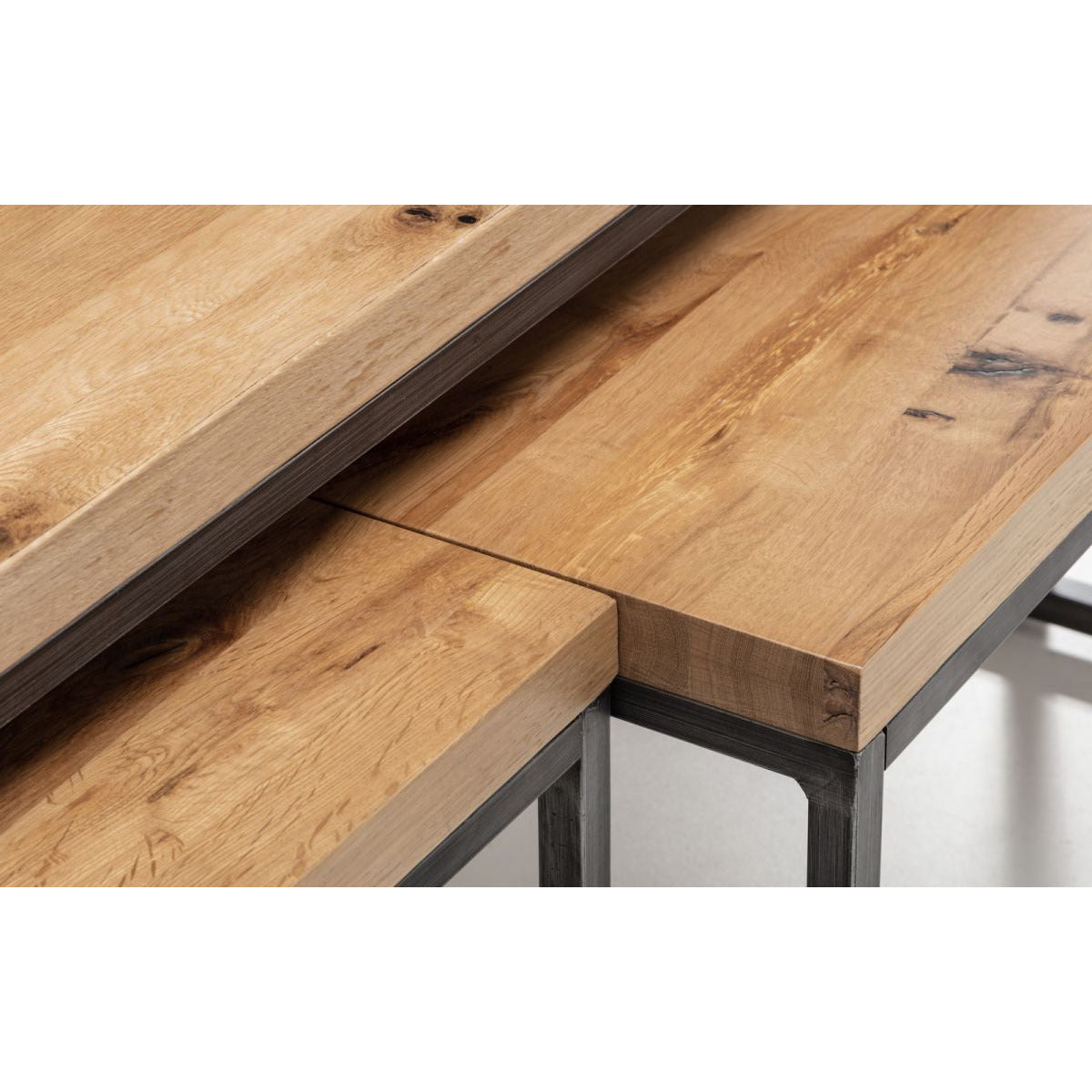 BROOKLYN OAK NESTING COFFEE TABLES