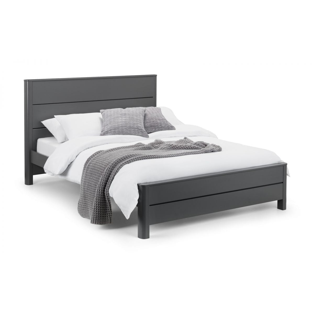 Chloe 5' Bed